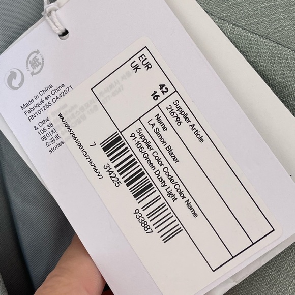 NEW & Other Stories tailored blazer in pistachio - Picture 3 of 3